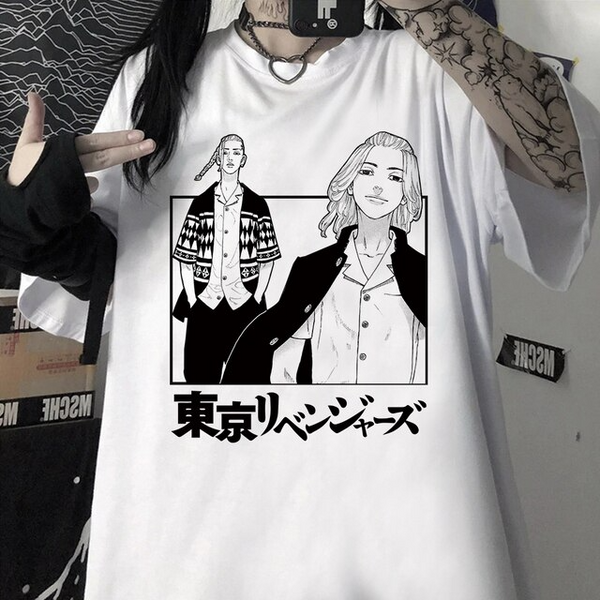 T-shirts Tokyo Revengers avec portraits des personnages
