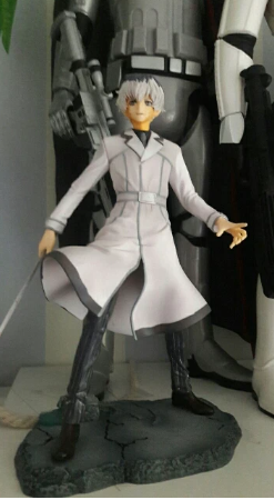 Figurine Kaneki Tokyo Ghoul avec sabre