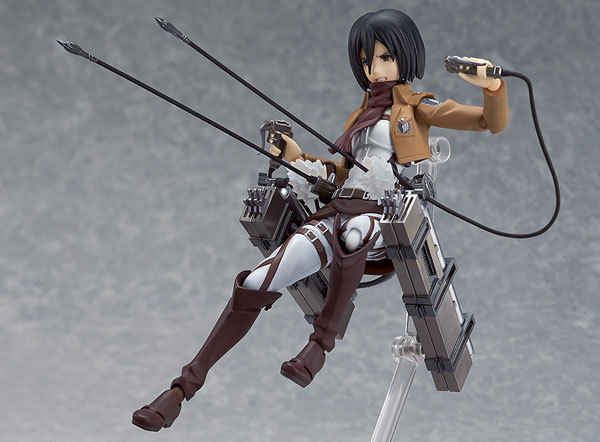 Figurine Mikasa articulée sur support réglable