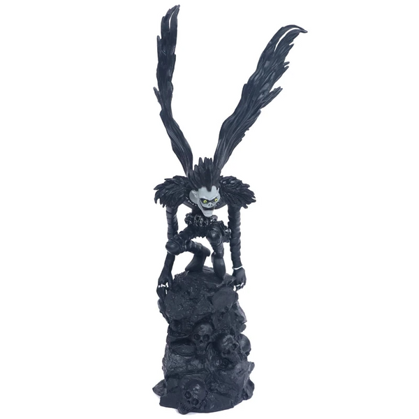 Figurine Ryuk sur une montagne de crânes
