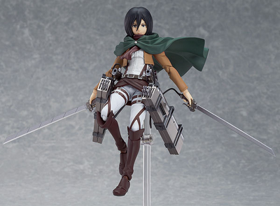 Figurine Mikasa articulée sur support réglable