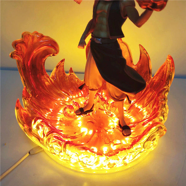Figurine Natsu sur support led en forme de flamme