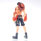 Figurine One Piece Ace aux poings ardents